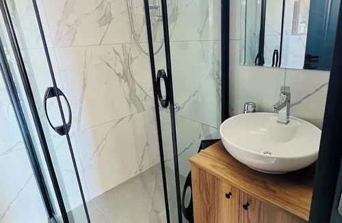 Tece Mahallesi Apartment | Stylish apartment with full kitchen- 6 minutes walk to beach !