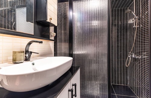 Moda Apartment | Vibrant Flat 5 min to Bull Statue in Kadikoy