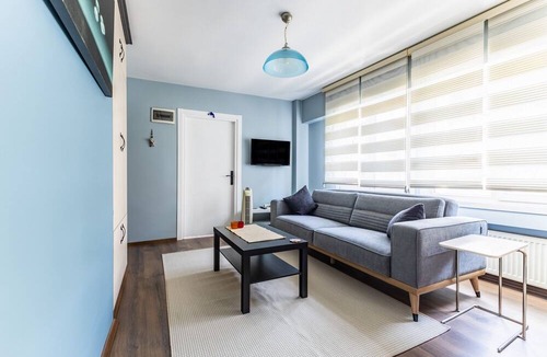 Moda Apartment | Vibrant Flat 5 min to Bull Statue in Kadikoy