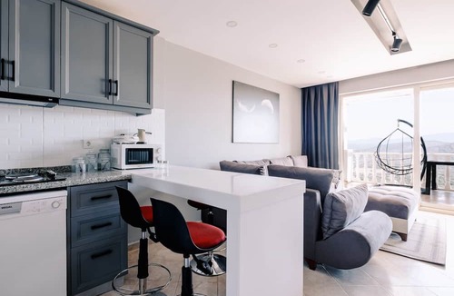 Bogazici Villa | Nature View Villa w Pool 5 min to Beach in Milas