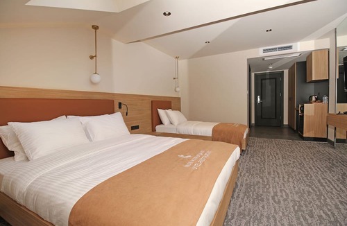 Yomra Hotel | Inanlar City Hotel