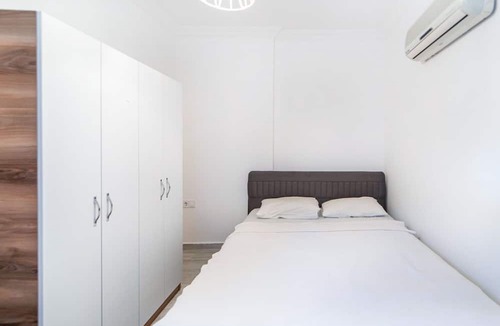 Fethiye City Center Apartment | Vacation Flat 5 min to Calis Beach in Fethiye