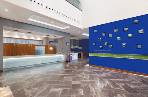 Izmit Hotel | Hampton By Hilton Kocaeli Symbol