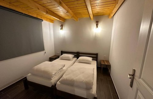 Adapazari Ski Chalet | ROSE SAPANCA STONE HOUSE SAPANCA DA Kİ EVİNİZ DOĞA VE GÖLE ÇOK YAKIN
