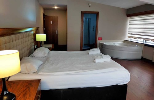 Cekirge Mahallesi Hotel | Tiara Thermal & Spa Hotel