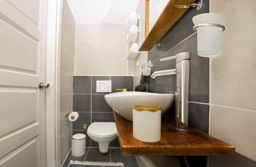 Galata Apartment | Cosy Apartment next to Galata Tower, Terrace with fabled view of the Bosporus