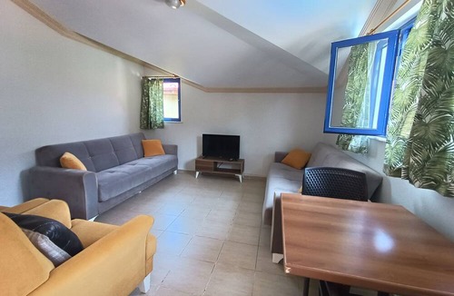Icmeler Apartment | Avlu 2 Apart