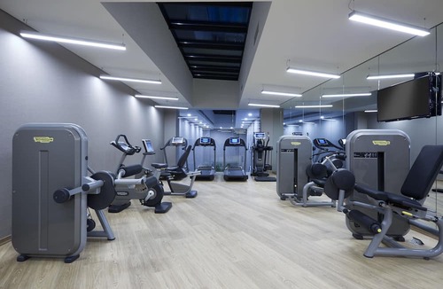 Esentepe Hotel | DoubleTree By Hilton Istanbul Gayrettepe