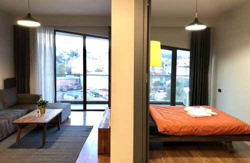 Beyoglu Apartment | Luxury apartment- Pool, Parking & Gym in Beyoglu