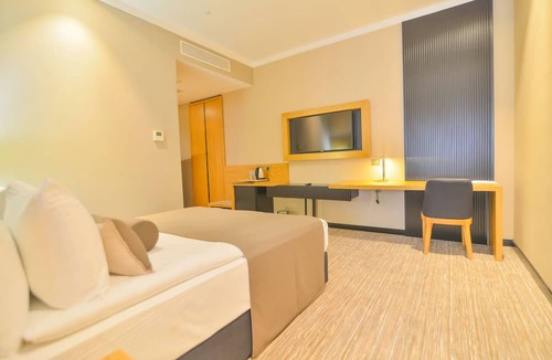 Mahmutbey Hotel | Serenity Comfort Hotel