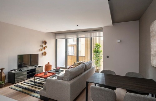 Galata Apartment | This apartment is a 2 bedroom(s), 2 bathrooms, located in Beyoğlu, İstanbul.