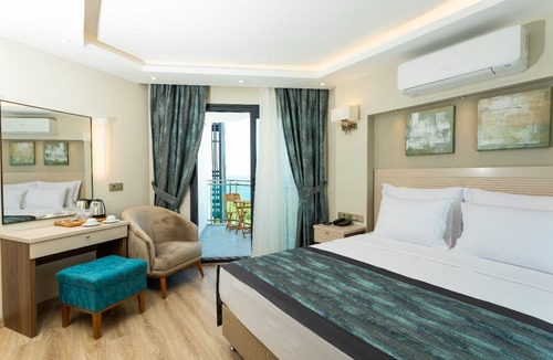Gulluk Hotel | Gulluk Yali Boutique Hotel