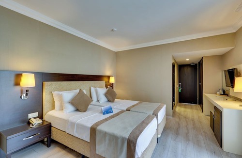 Icmeler City Center Hotel | Faros Premium Beach Hotel
