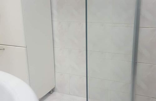 Sirinevler Mahallesi Apartment | Private Room / Shared Bathroom Feeling At Home. stanbul Center. Metro & Metrobus