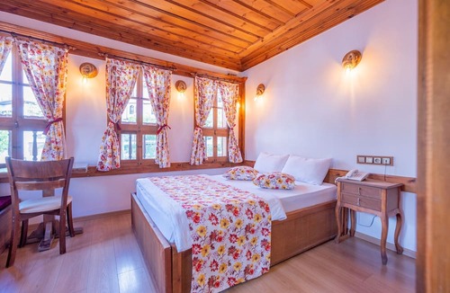 Safranbolu City Center Hotel | Cesmeli Konak Garden