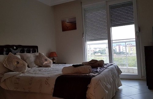 Kemer Mahallesi Apartment | Beautifully Appointed Private 2 Bed Apartment In A Safe Central Community