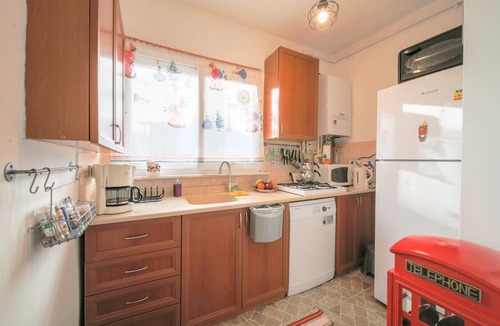 Bakırkoy Apartment | Cozy & Lovely in the City Center