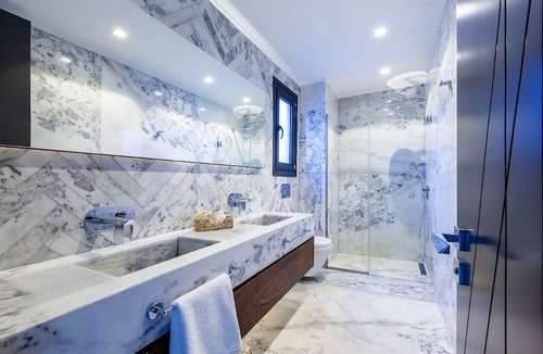 Bodrum City Center Villa | 7 Deluxe - A seductive blend of style and serenity with pool, 5 mins to beaches
