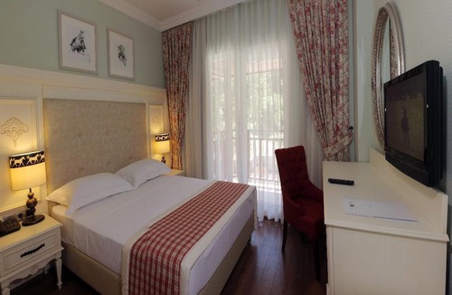 Atakoy Hotel | Padok Premium Hotel and Stables