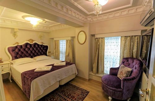 Cagaloglu House | Romantic Mansion