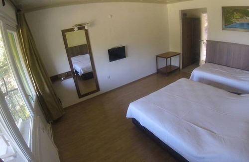 Ozdere Hotel | Rainbow Bay
