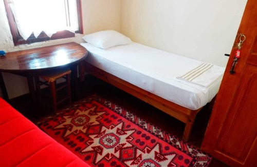 Ayvalik City Center House | Taksiyarhis Pension
