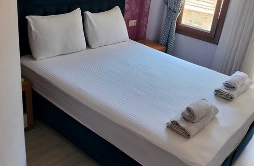 Yenifoca Hotel | Otel Safran Palas