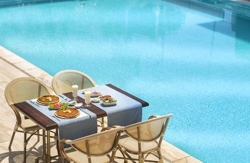 Camlık Mahallesi Hotel | Temple Miletos Spa Hotel