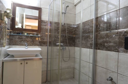 Efeler Hotel | Rest Inn Hotel