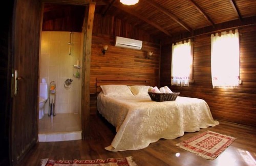 Sirince Hotel | Salkim Konak Agac Evler