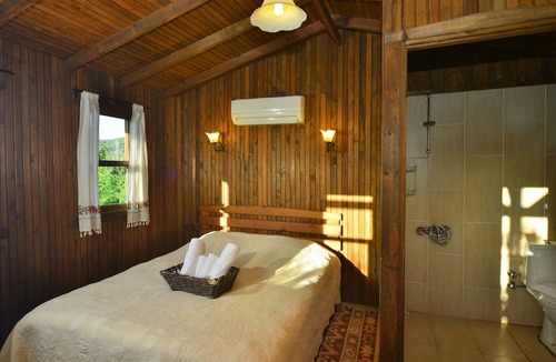 Sirince Hotel | Salkim Konak Agac Evler
