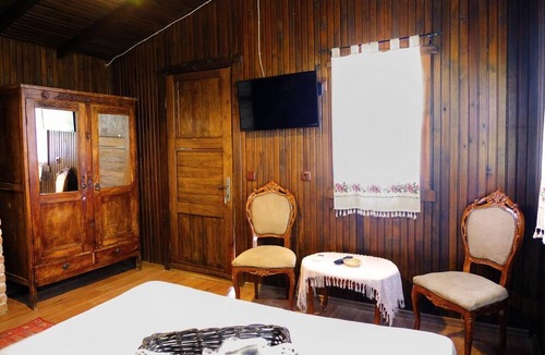 Sirince Hotel | Salkim Konak Agac Evler
