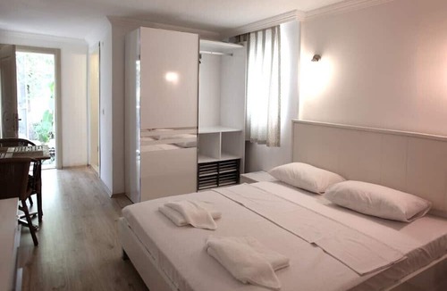 Icmeler City Center Hotel | Navy Hotel