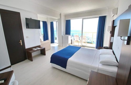 Kadnlar Denizi Mahallesi Hotel | Jura Hotels Ada Beach Kusadasi