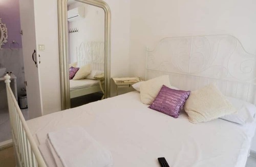 Akyaka City Center Hotel | Kiraz Cicegi Butik Akyaka