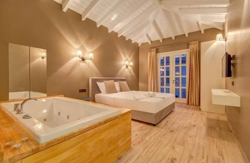 Hacımemis Hotel | Windtown Deluxe Alaçatı - Adults Only