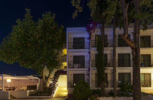 Akyarlar Hotel | Liv Hotel By Bellazure