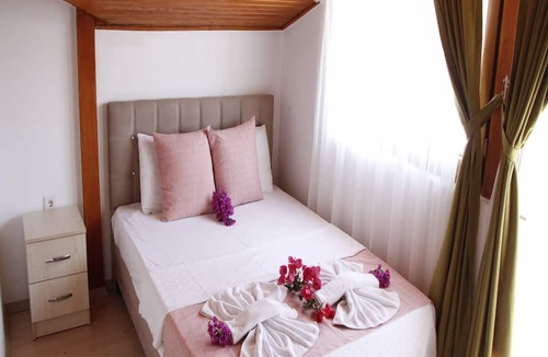 Akyaka City Center Hotel | Limon Otel (Pansiyon 2)