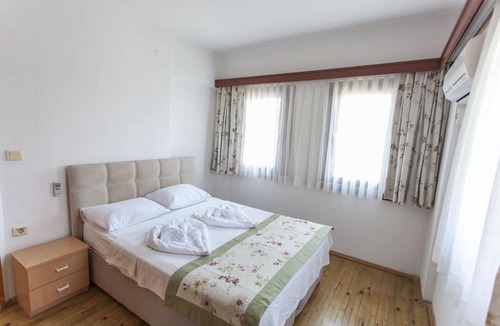 Akyaka City Center Hotel | Mevsim Otel