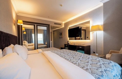 Sekerpinar Hotel | 216 Castle Hotel