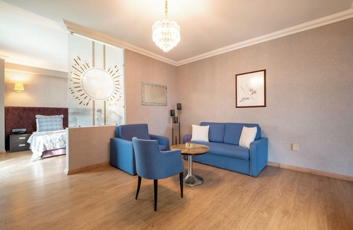 Sekerpinar Hotel | 216 Castle Hotel