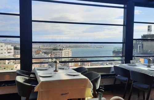 Gumussuyu Mahallesi Hotel | Taksim Square Hotel