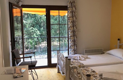 Selcuk Hotel | Baska Bir Yer
