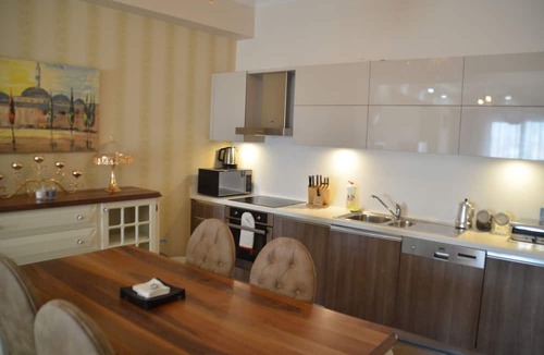 Gaziosmanpasa Apartment | City View Luxurious Apartment Close To Istanbul Airport