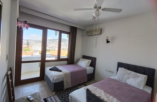 Kusadasi House | Anzac Golden Bed