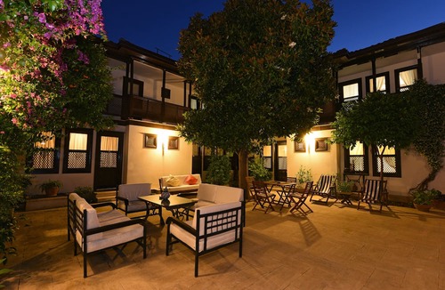 Kusadasi City Centre Hotel | Villa Konak Hotel