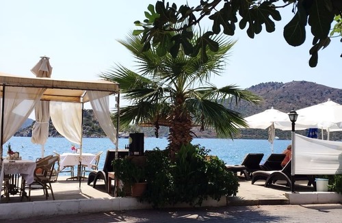 Bozburun Hotel | Yılmaz Kaptan Otel