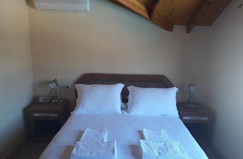 Dalyan City Center Villa | Dalyan Villa Kiydan -Modern, Spacious 2 bedroomed Villa with a large shared pool