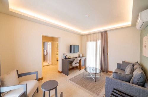 Torba Hotel | Moyo Luxury Hotel & Beach
