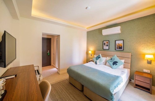 Torba Hotel | Moyo Luxury Hotel & Beach